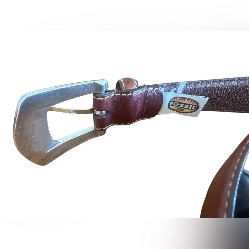 Fossil Italian Full Grain Cowhide Leather Golf Theme Medallion Belt Size 44